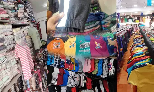 வியாபாரிகளின் வாழ்வாதாரம் பாதுகாக்க நிரந்தர பனியன் பஜார் அமைக்க திட்டம்