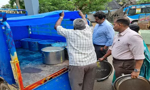 காரைக்காலில்  மத்திய சமையல் கூடத்தை தூய்மையாக பராமரிக்கவேண்டும் மாவட்ட கலெக்டர் உத்தரவு