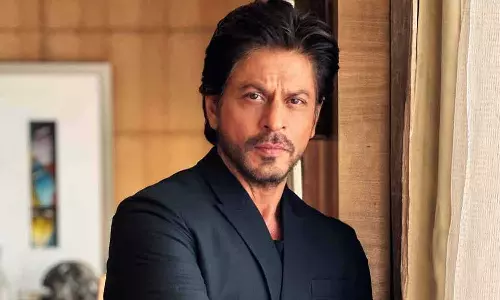 படப்பிடிப்பு தளத்தில் விபத்து.. காயம் ஏற்பட்ட ஷாருக்கானுக்கு அறுவை சிகிச்சை