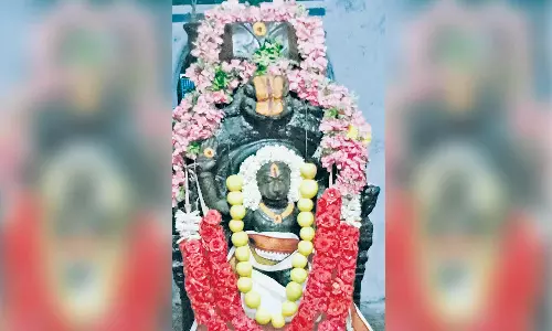 ராமபக்த ஆஞ்சநேயருக்கு பவுர்ணமி வழிபாடு