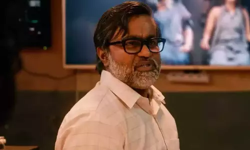 தலைவா! நாடி நரம்புக்குள் புகுந்து மயக்கும் அதிசயம்.. பிரபல இசையமைப்பாளரை புகழ்ந்த செல்வராகவன்