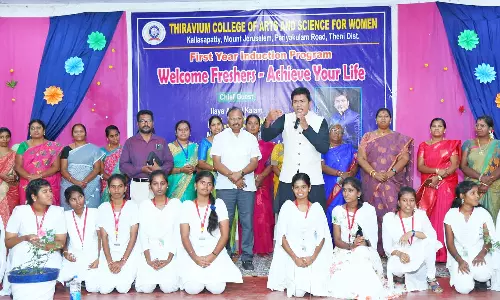 திரவியம் கல்லூரியில் முதலாம் ஆண்டு மாணவிகளுக்கு வரவேற்பு