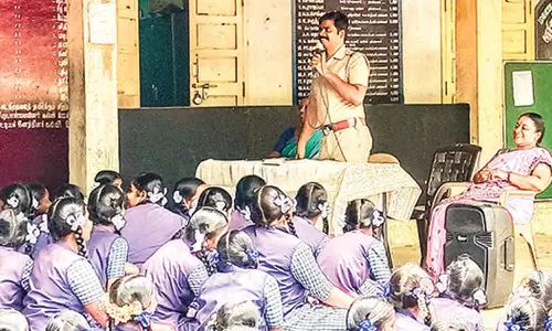 சைபர் கிரைம் குறித்த விழிப்புணர்வு நிகழ்ச்சி