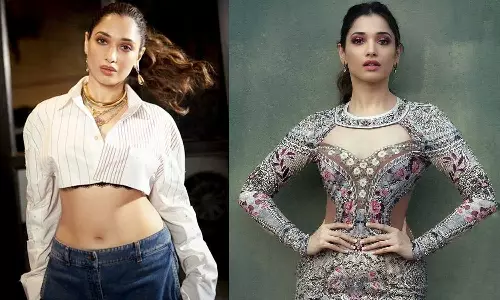 கவர்ச்சியில் அசத்தும் தமன்னா.. வைரலாகும் ஜெயிலர் போஸ்டர்