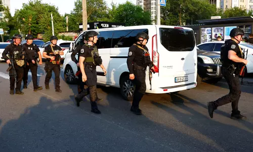 உக்ரைன் தலைநகர் கீவ் நீதிமன்றத்தில் குண்டு வெடிப்பு