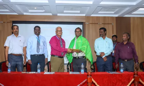 மாணவர்களின் அத்தியாயம் தொடக்கம்