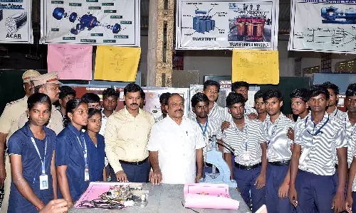 அரியலூர் மாணவர்களுக்கு நவீன தொழில்நுட்ப பயிற்சியுடன்வேலை வாய்ப்பு வழங்க நடவடிக்கை-அமைச்சர் கணேசன் தகவல்