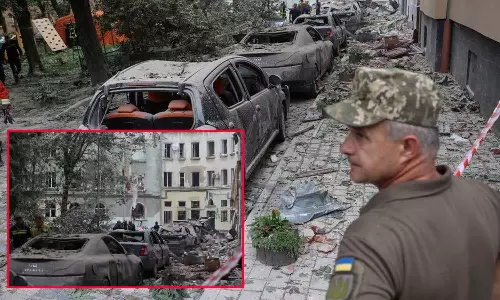 தொடரும் ரஷிய- உக்ரைன் போர் மரணங்கள்: ரஷிய ஏவுகணை தாக்குதலில் 4 பேர் பலி