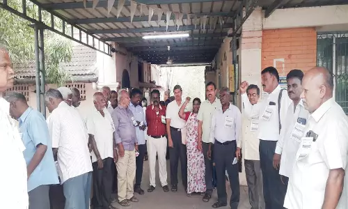 4 அம்சக் கோரிக்கைகளை வலியுறுத்தி பி.எஸ்.என்.எல். ஓய்வூதியர்கள் ஆர்ப்பாட்டம்