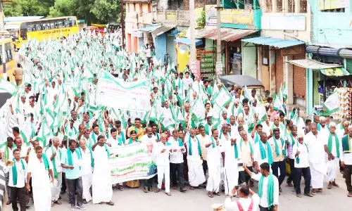 ரெயிலில் அடிபட்டு வாலிபர் பலி