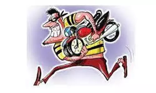 கரூரில் இரண்டு பைக் திருட்டு