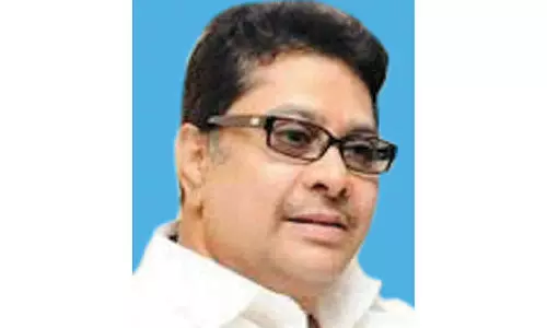 அரசு ஊழியர்கள் ஓய்வூதியத்தை மத்திய அரசு ஏற்க வேண்டும்