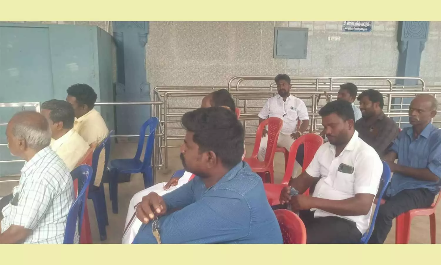 ஆண்டார்குப்பம் பாலசுப்பிரமணிய சுவாமி திருக்கோயில் ஏலம் நிறுத்தம்