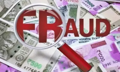 நிலம் வாங்கி தருவதாக கூறி ஜவுளி அதிபரிடம் ரூ.51 லட்சம் மோசடி- பா.ஜ.க. நிர்வாகி கைது