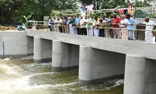 காரைக்கால் மாவட்ட விவசாயிகள் பயன்பாட்டுக்கு காவிரிநீர் திறப்பு: சிவா எம்.எல்.ஏ.  திறந்து வைத்தார்
