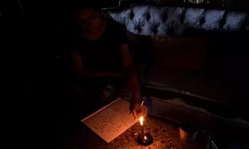 கடையம் பகுதியில் இரவு நேர மின் வெட்டால் பொதுமக்கள் அவதி