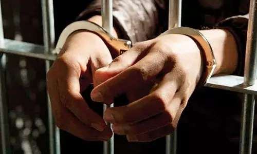 13 வயது சிறுமியை பலாத்காரம் செய்ய முயன்ற வாலிபர் கைது