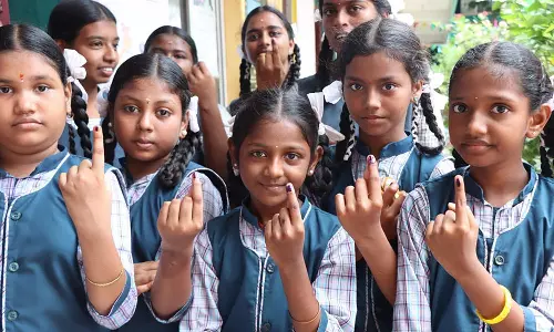 மணலி டாக்டர் சிவந்தி ஆதித்தனார் பெண்கள் மேல்நிலைப்பள்ளியில் தேர்தல் திருவிழா