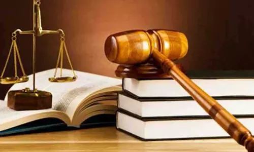 பணத்தகராறில் பெண்ணை கொல்ல முயன்ற 2 பேருக்கு 7 ஆண்டு சிறை