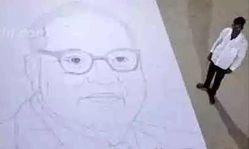 சட்டக்கல்லூரி மாணவர் உலக சாதனை