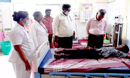 நாட்டறம்பள்ளி அரசு ஆஸ்பத்திரியில் சுகாதாரத்துறை இணை இயக்குனர் திடீர் ஆய்வு