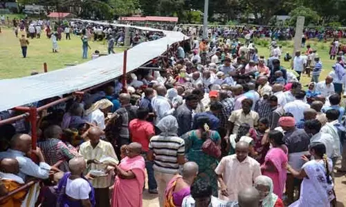 திருப்பதியில் சாமி தரிசனத்துக்கு 30 மணி நேரமாகிறது