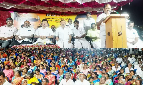 அணைக்கட்டு பகுதியில் உள்ள மலை கிராமங்களுக்கு சாலை வசதி