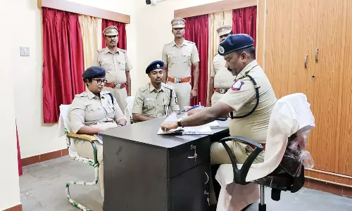 டி.ஐ.ஜி. முத்துசாமி திடீா் ஆய்வு