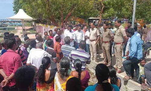 மணக்குடி காயலில் சுற்றுலா படகு விட எதிர்ப்பு