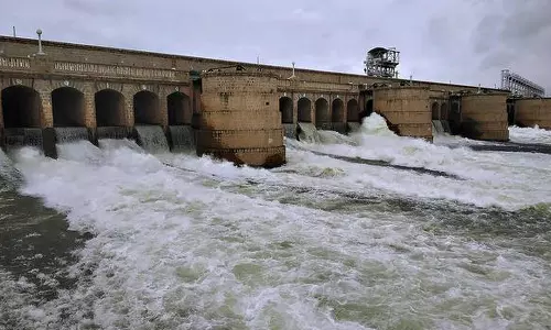 காவிரி நீர்ப்பிடிப்பு பகுதிகளில் கனமழை: கே.ஆர்.எஸ்.-கபினி அணைகளில் நீர்வரத்து அதிகரிப்பு