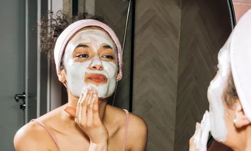 கருவளையம்... முகச்சுருக்கம்... பேஸ் பேக் மூலம் வீட்டிலேயே அழகாகலாம்...