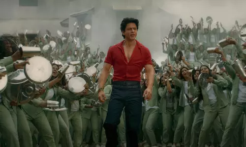 இது வெறும் ஆரம்பம்.. இனிமே தான் ஆட்டமே.. ஜவான் முன்னோட்ட வீடியோ வைரல்