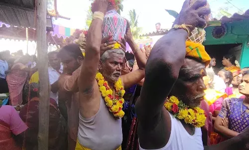 இருளப்பட்டி ஸ்ரீ தீப்பாஞ்சி அம்மன் கோவில் கும்பாபிஷேக விழா