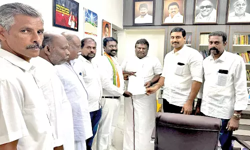 திருவட்டார் ஒன்றியத்தில் கூடுதல் பஸ்களை இயக்க வேண்டும்