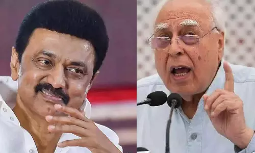 கவர்னரை நீக்க வேண்டும்: முதலமைச்சர் மு.க.ஸ்டாலின் கோரிக்கை சரியானதே- கபில்சிபல் சொல்கிறார்