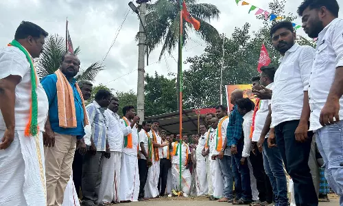 பா.ஜனதா கட்சி கொடியேற்று விழா