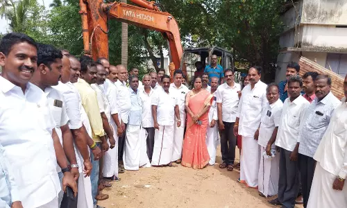 நாகர்கோவில் மாநகராட்சியில் ரூ.1 கோடி மதிப்பீட்டில் சாலை அமைக்கும் பணிகள் தொடக்கம்