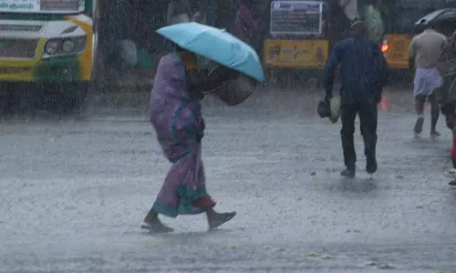 மதுராந்தகம், மேல்மருவத்தூரில் 2 மணி நேரம் கொட்டித் தீர்த்த கனமழை