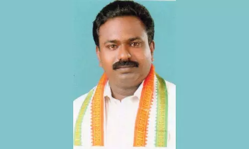 ராதாபுரம் சானலில் ஷட்டர் அடைக்கும் போராட்டம்