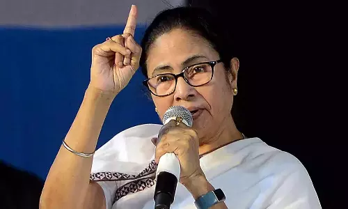 மம்தா பானர்ஜி கட்சி அதிக இடங்களில் முன்னிலை- மீண்டும் செல்வாக்கை நிரூபித்த திரிணாமுல் காங்கிரஸ்