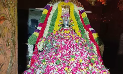 ஓசூர் சோமேஸ்வரர் கோவிலில்7-ஆம் ஆண்டு சம்பத் சராபிஷேகம்