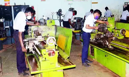 தொழிற்பயிற்சி நிலையங்களில் மாணவர் சேர்க்கை