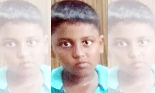 மின்சாரம் தாக்கி பள்ளி மாணவன் பலி