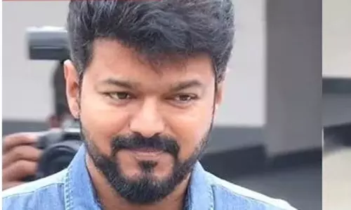 சிக்னல் விதிமீறல் - நடிகர் விஜய்க்கு ரூ.500 அபராதம் விதித்த போக்குவரத்து போலீசார்