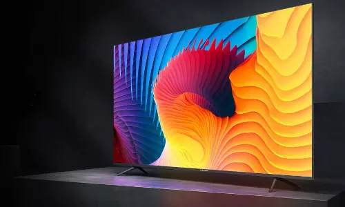 ரூ. 10 ஆயிரம் பட்ஜெட்டில் அறிமுகமான ஸ்மார்ட் டிவி மாடல்கள்