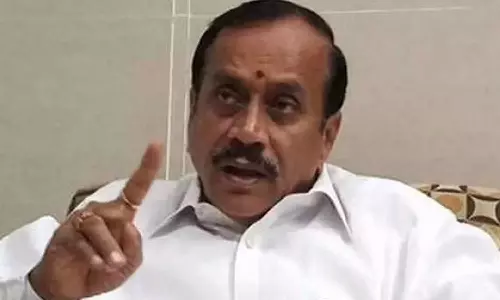 வன்முறையை தூண்டும் வகையில் பேசியதாக புகார்- எச்.ராஜா மீது 4 பிரிவுகளில் வழக்கு