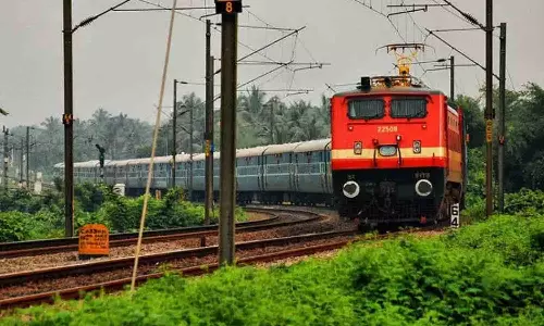 தண்டவாள பராமரிப்பு பணிகளால் ரெயில் இயக்கங்களில் மாற்றம்