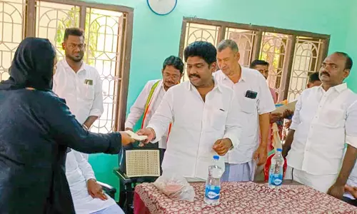 குறை தீர்க்கும் முகாம்