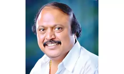 குரூப் பி பணியிடங்களில் எம்.பி.சி.க்கு இட ஒதுக்கீடு இல்லாமல் தேர்வு நடத்த சதி