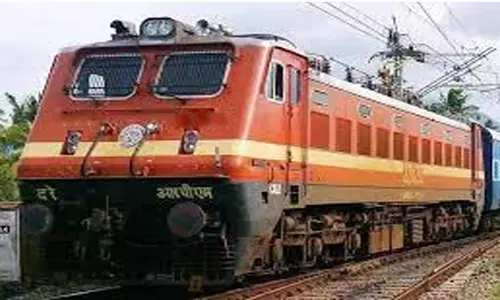 சேலம் வழியாக செல்லும் சிறப்பு ரெயில் செப்டம்பர் 30-ந் தேதி வரை நீட்டிப்பு